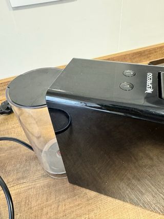 Cafetera Krups Nespresso Essenza Mini