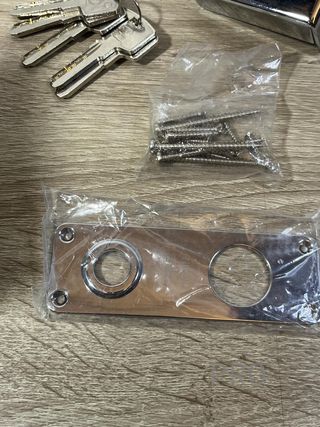 Cerradura de Sobreponer Amig