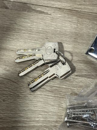 Cerradura de Sobreponer Amig