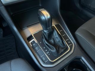 VOLKSWAGEN GOLF SPORTSVAN 1.6TDI 110CV UNICO DUEÑO