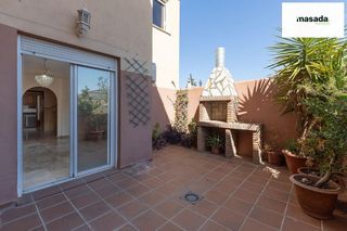 Chalet en venta en Ogíjares