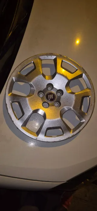 Tapacubo Fiat Doblo 16