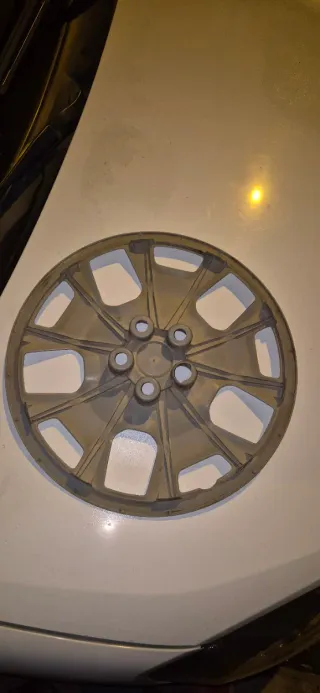 Tapacubo Fiat Doblo 16