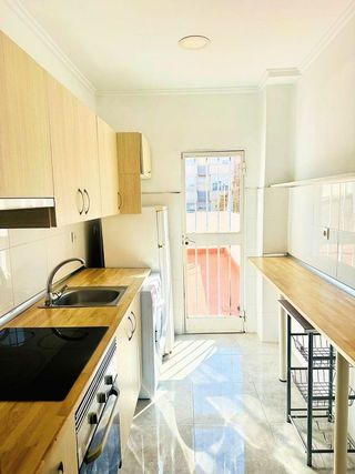 Casa pareada en alquiler en Benicalap en Valencia