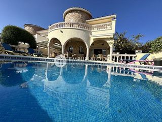 Casa en venta en Empuriabrava en Castelló d´Empúries