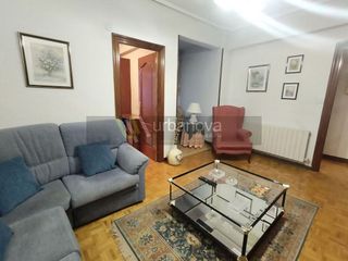 Piso en alquiler en Centro en Logroño