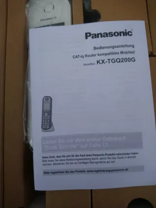 Teléfono Inalámbrico Panasonic KX-TGQ200