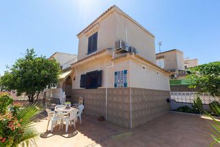 Chalet en venta en Nueva Torrevieja - Aguas Nuevas en Torrevieja