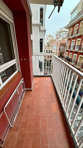 Piso en alquiler en Centro en Alicante