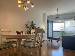 Piso en venta en Puerta Blanca en Málaga