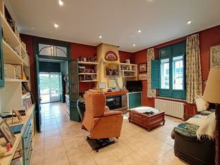 Chalet en venta en Novelda