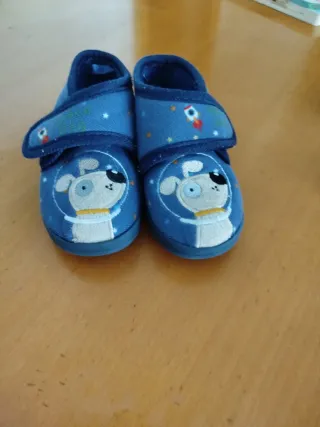 Zapatillas de casa para niño