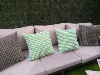 4 Cojines Decorativos con relleno incluido. 50x50