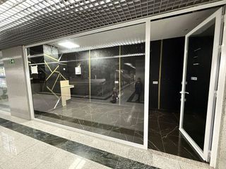 Local comercial en alquiler en Sotogrande Costa en San Roque