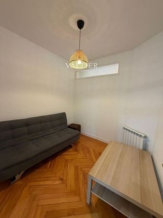 Piso en alquiler en Almagro en Madrid