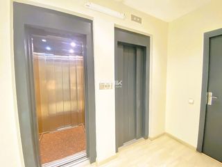 Oficina en alquiler en La Dreta de l'Eixample en Barcelona