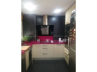 Piso en venta en Colores - Entreparques en Sevilla