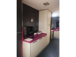 Piso en venta en Colores - Entreparques en Sevilla