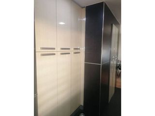 Piso en venta en Colores - Entreparques en Sevilla