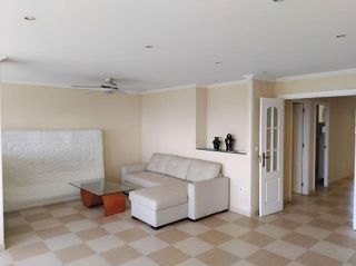 Piso en venta en Puerto en Benidorm