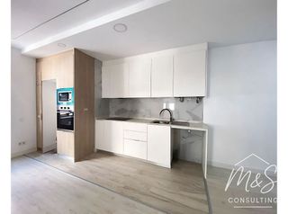 Piso en venta en Centro en Alicante