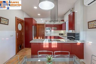 Chalet en venta en Gójar