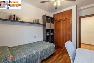 Chalet en venta en Gójar