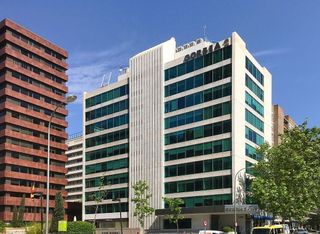 Oficina en alquiler en Castillejos en Madrid