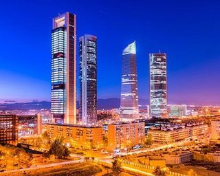 Oficina en alquiler en Castillejos en Madrid