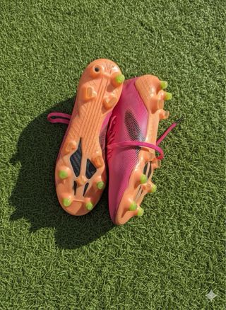 Botas de fútbol Adidas rosas Talla 42