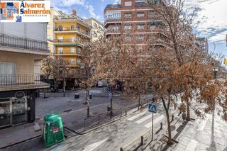 Piso en venta en Camino de Ronda - Rosaleda en Granada