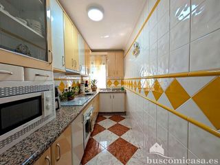 Piso en alquiler en Linares