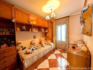 Piso en alquiler en Linares