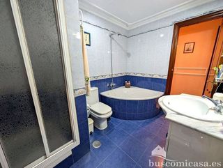 Piso en alquiler en Linares