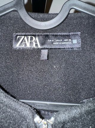 ABRIGO ZARA NEGRO talla S