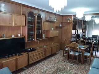 Piso en alquiler en Santa Cruz - Industria - Polígono Campollano en Albacete