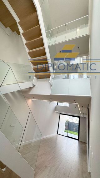 Casa adosada en alquiler en Simancas en Madrid