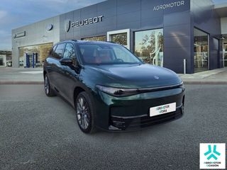 Leapmotor C10  C10 REEV 28.4 kWh  Auto Design