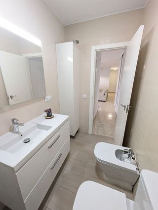 Piso en alquiler en Doctor Barraquer - G. Renfe - Policlínico en Sevilla