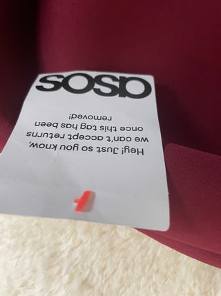 Vestido ASOS coleccion actual 40 euros