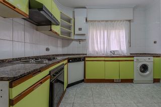 Piso en venta en Portillejo - Valdegastea en Logroño