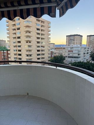 Piso en alquiler en Carranque - Haza Cuevas en Málaga