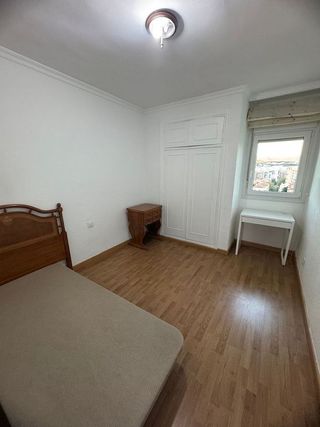 Piso en alquiler en Carranque - Haza Cuevas en Málaga