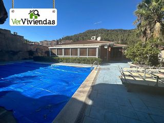 Chalet en venta en Cervelló