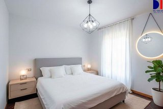 Piso en venta en Los Remedios en Sevilla