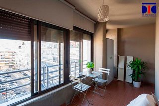 Piso en venta en Los Remedios en Sevilla