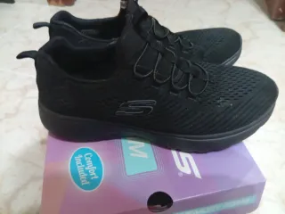 Zapatillas Skechers Negras Mujer