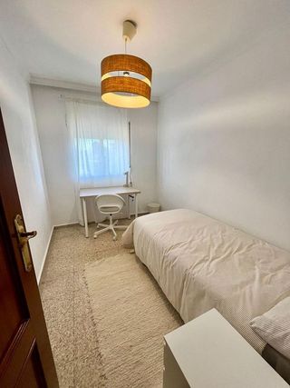 Piso en alquiler en Poligono Sur - La Oliva - Letanías en Sevilla