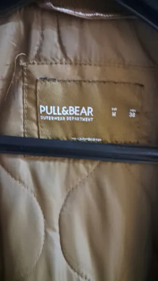 Abrigo Pull&Bear verde militar Talla M