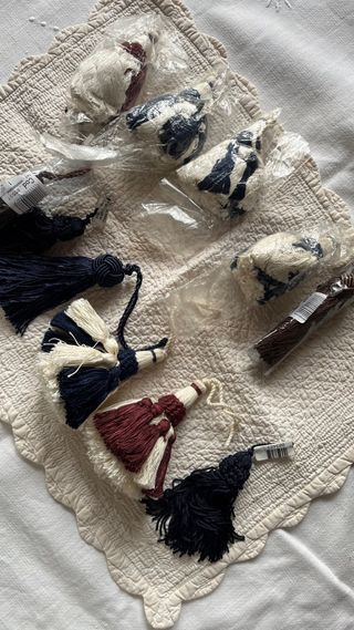 Lote borlones pompones tela nuevos